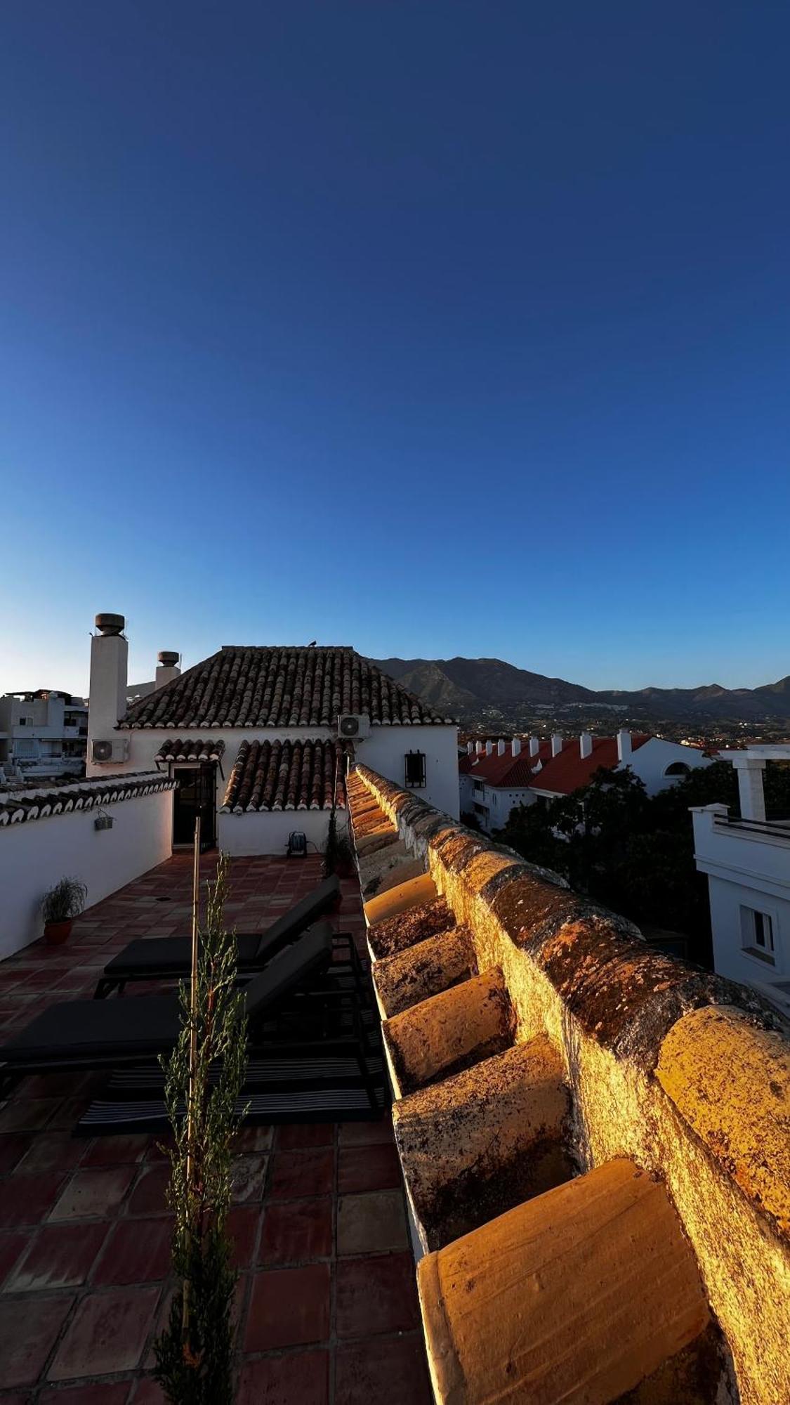 شقة New Penthouse With Amazing Views Santa Fe de los Boliches المظهر الخارجي الصورة
