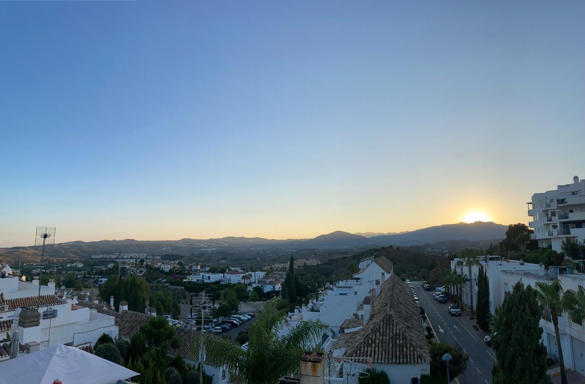 شقة New Penthouse With Amazing Views Santa Fe de los Boliches المظهر الخارجي الصورة